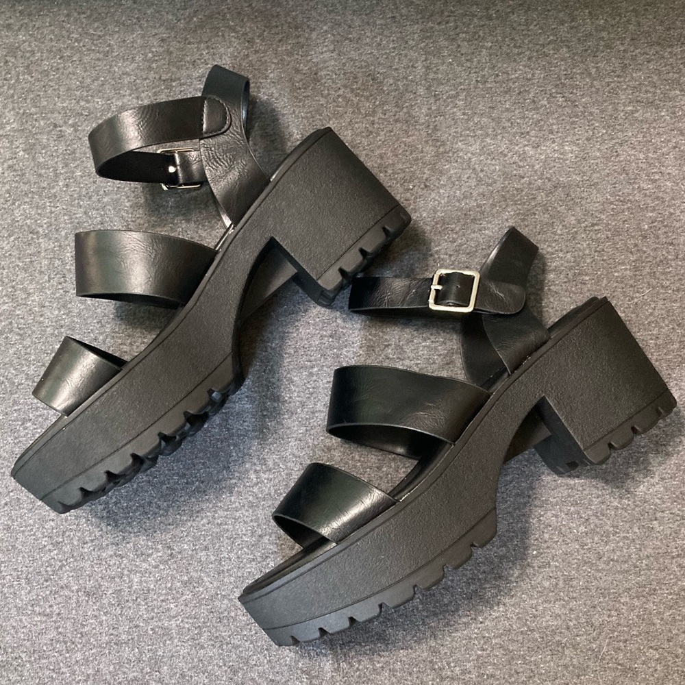 Women’s Soda platform sandals